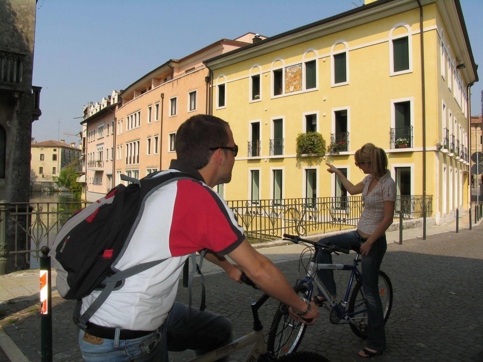 Hotel Due Leoni Sacile Exterior foto